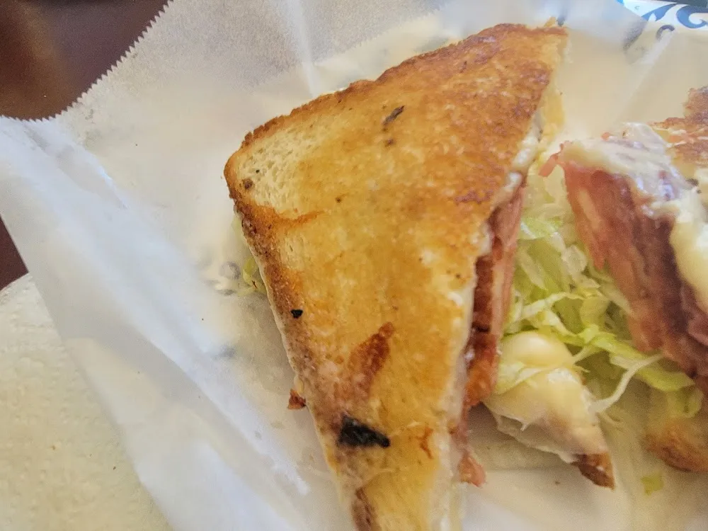 Grilled blt & Cheese